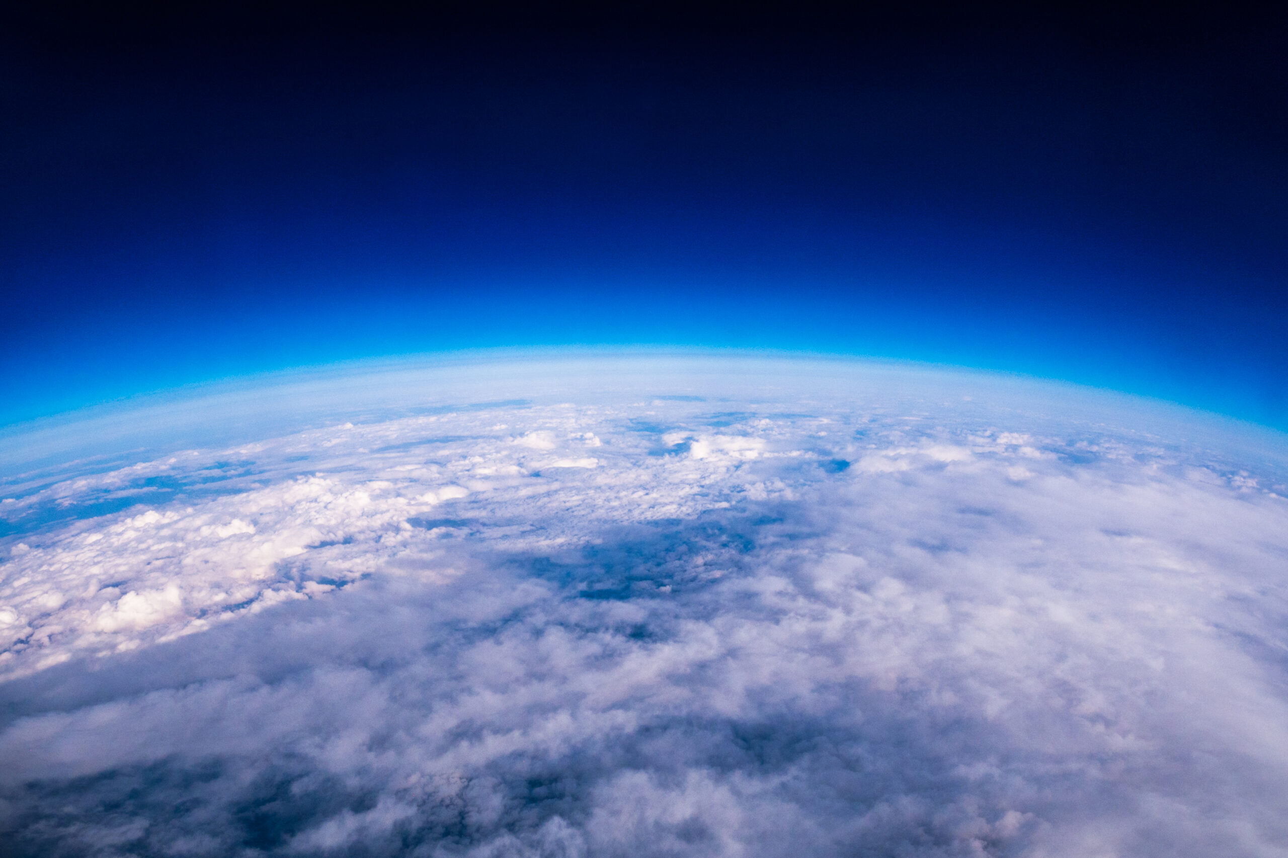 Пока ч в атмосфере. Космос стратосфера атмосфера. Озоновый слой. Озоновый слой земли. Озоновый слой атмосферы.